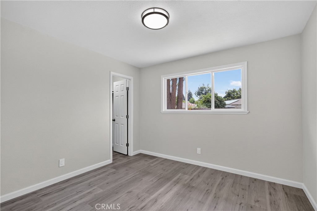 698 Roberts Court Property Photo 20