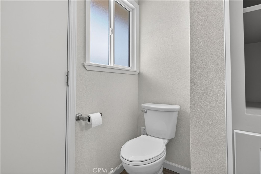 698 Roberts Court Property Photo 23