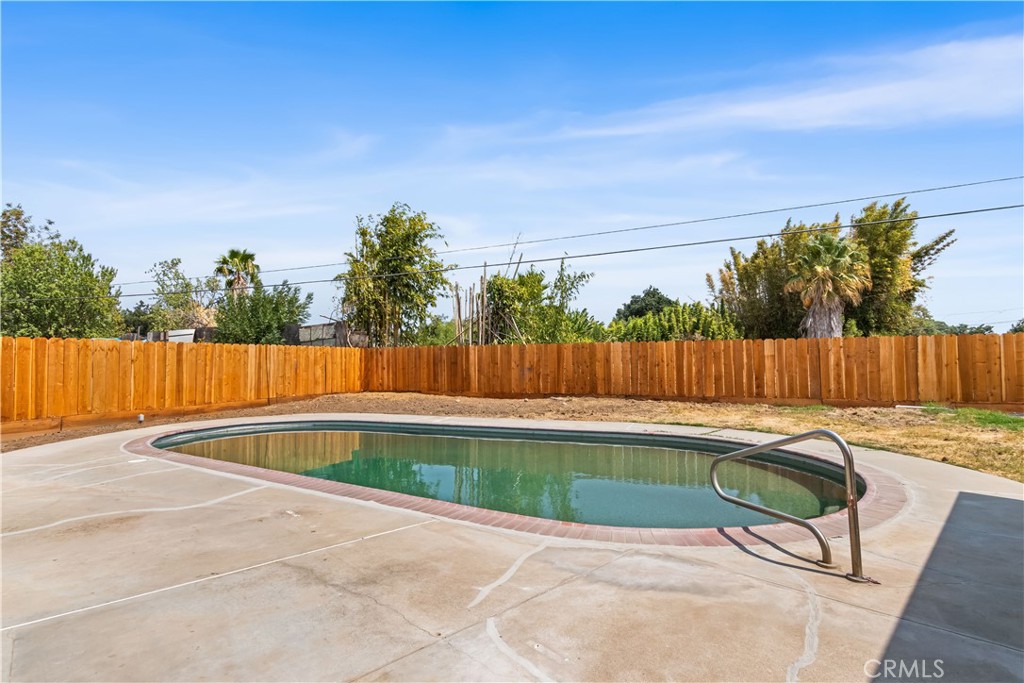 698 Roberts Court Property Photo 37