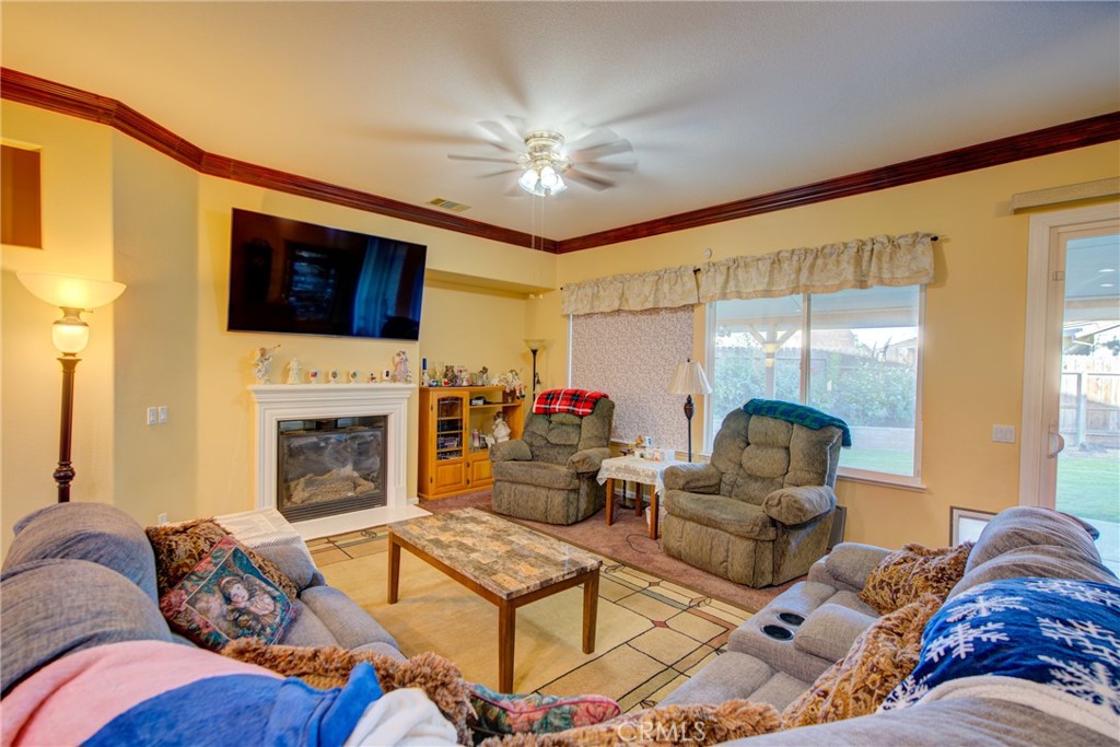 2480 Boulder Drive Property Photo 8