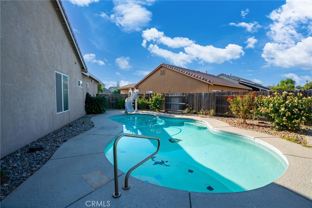 2480 Boulder Drive Property Photo 12