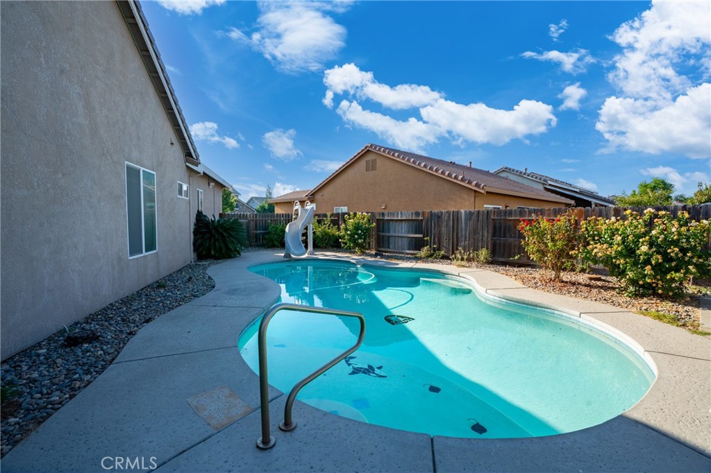 2480 Boulder Drive Property Photo 12