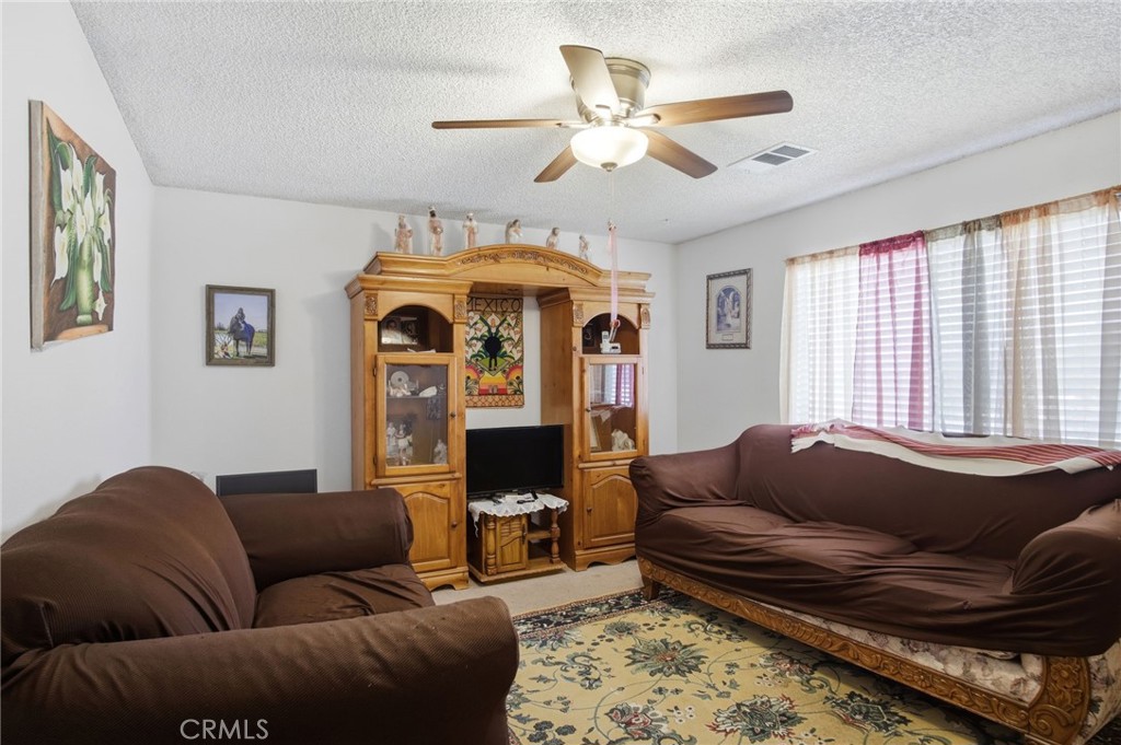 9073 Kraft Property Photo 5