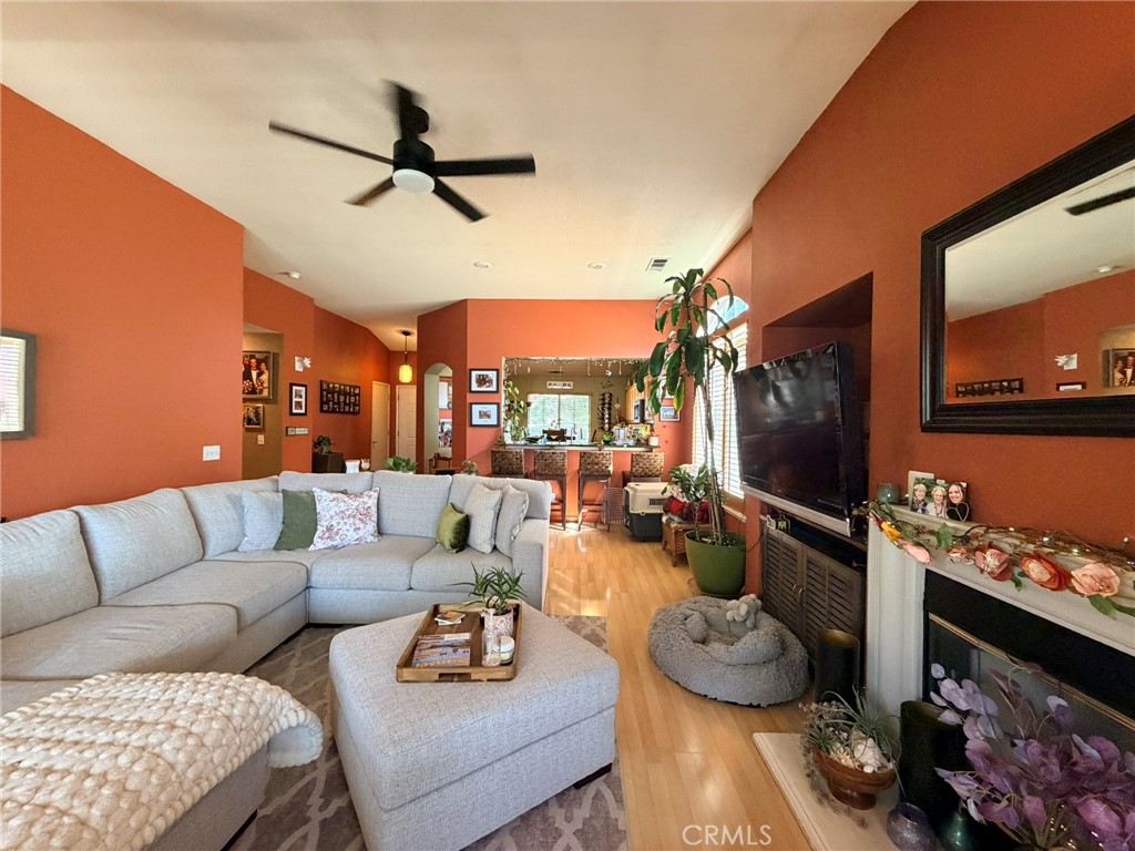 1940 Silverado Property Photo 15