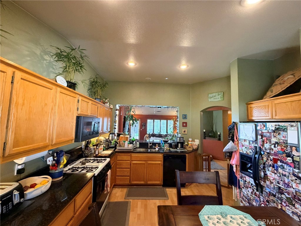 1940 Silverado Property Photo 21