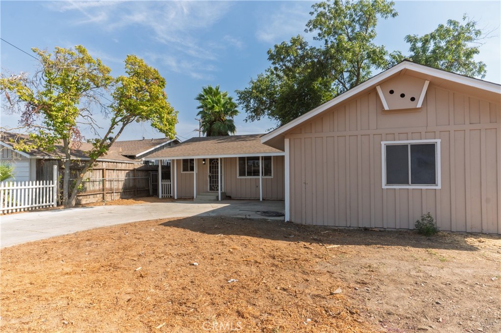 2085 Cabot Avenue Property Photo 1