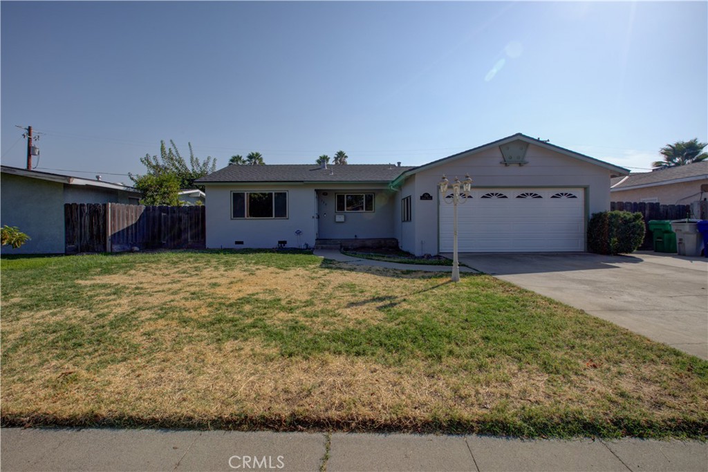730 Juniper Property Photo 2