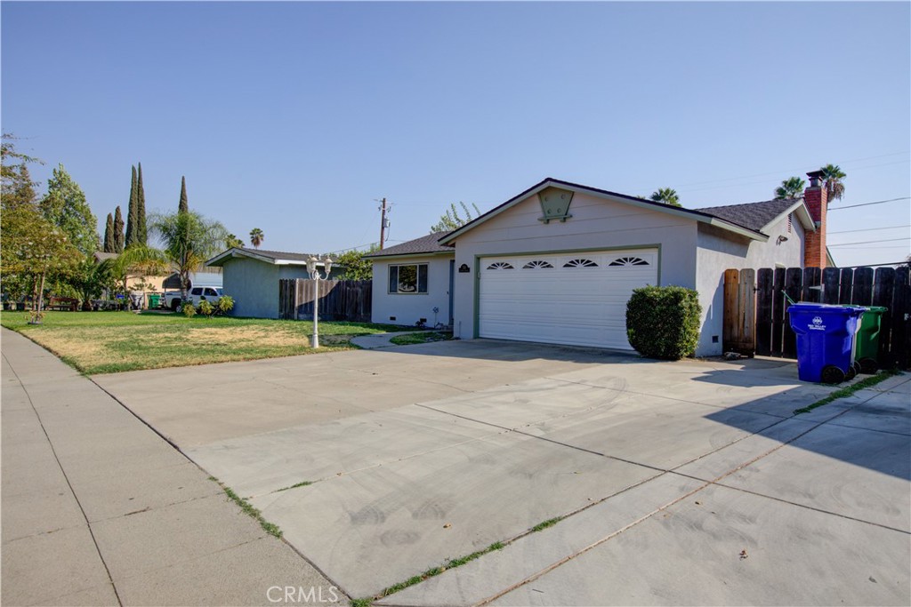 730 Juniper Property Photo 30