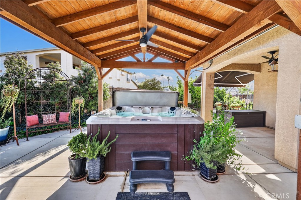 15075 Torrey Pines Property Photo 7