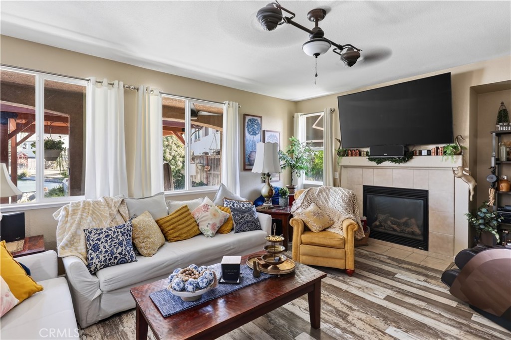 15075 Torrey Pines Property Photo 19