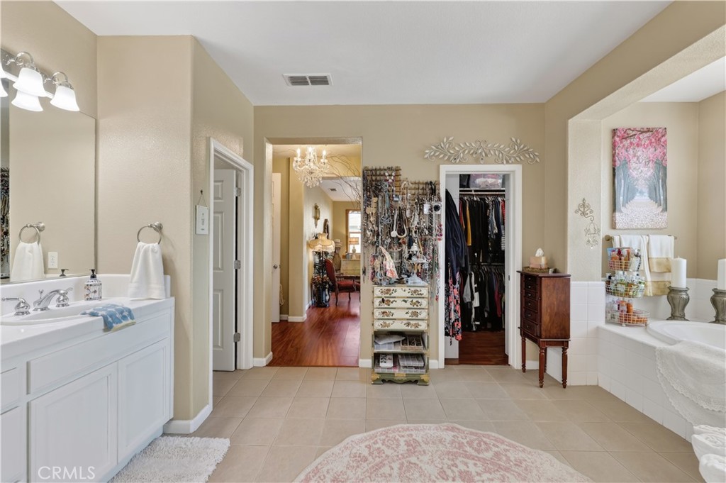 15075 Torrey Pines Property Photo 34
