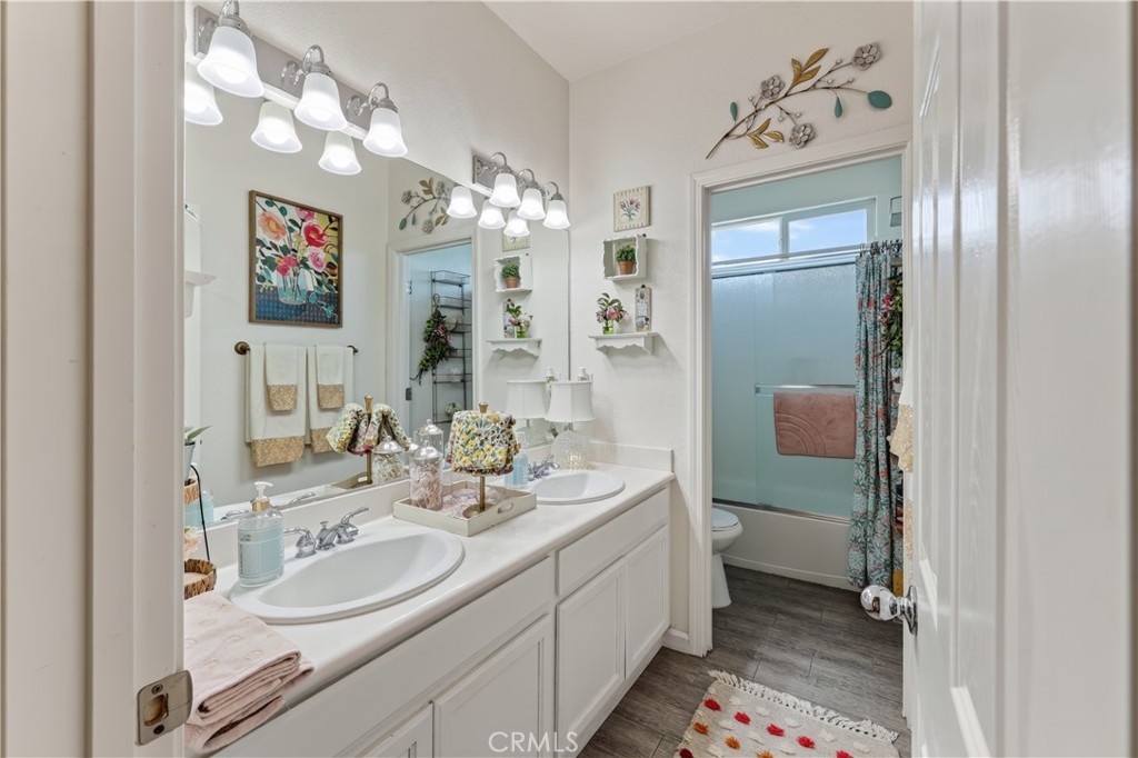 15075 Torrey Pines Property Photo 43