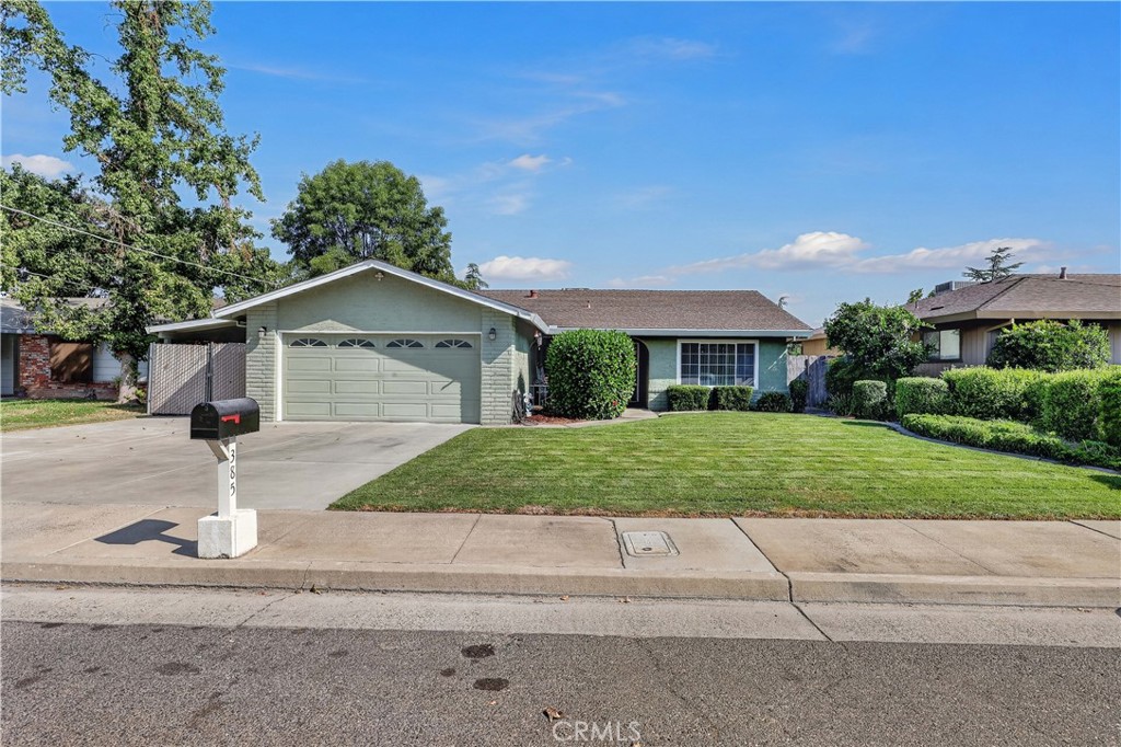 385 Emerald Property Photo 2