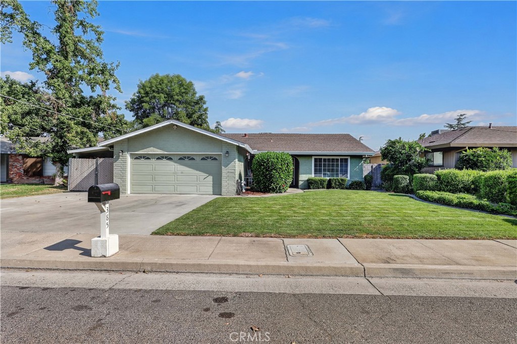 385 Emerald Property Photo 2