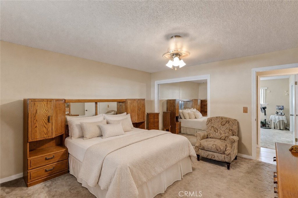 385 Emerald Property Photo 21