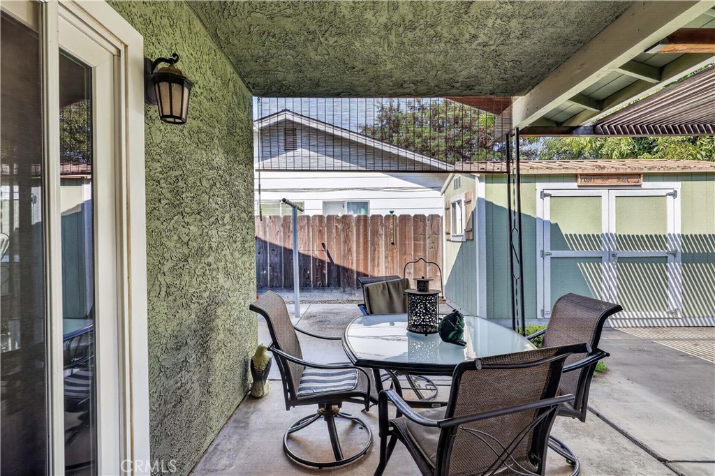 385 Emerald Property Photo 25