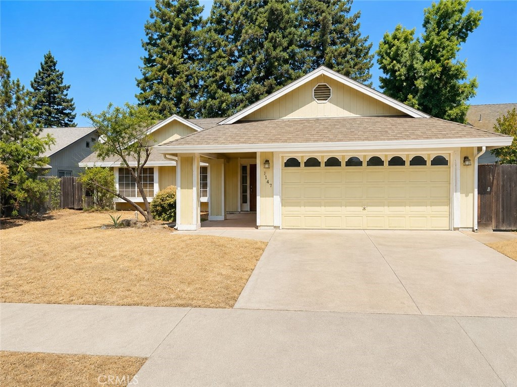 1147 Mirror Lake Property Photo 1