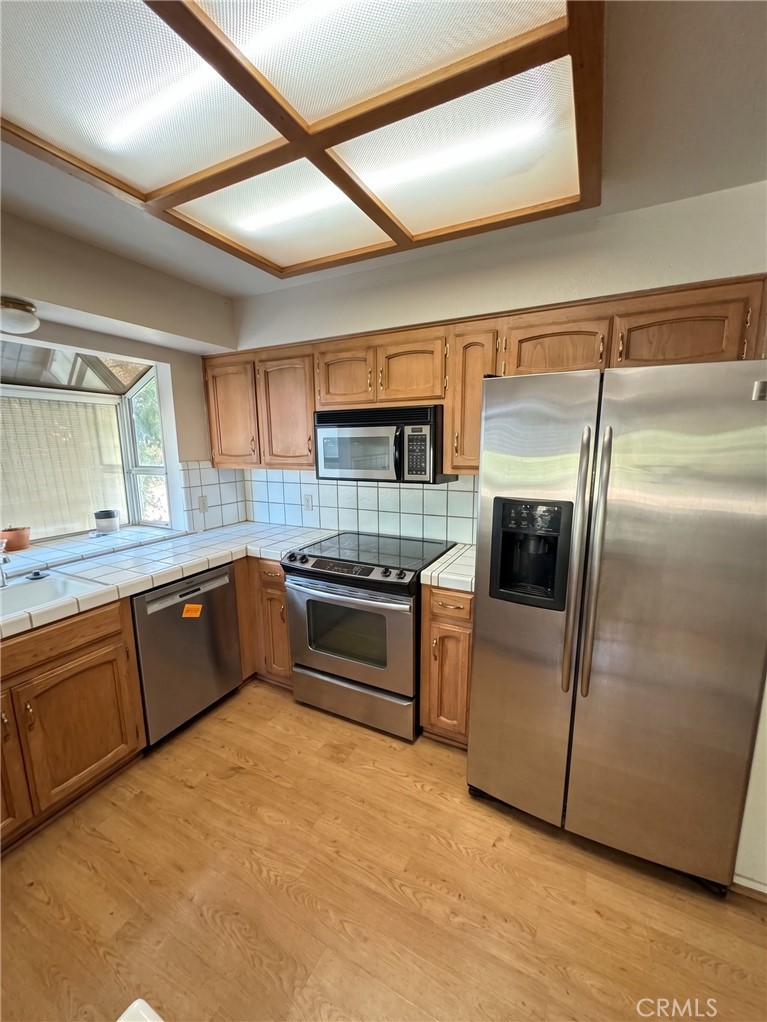 1147 Mirror Lake Property Photo 4