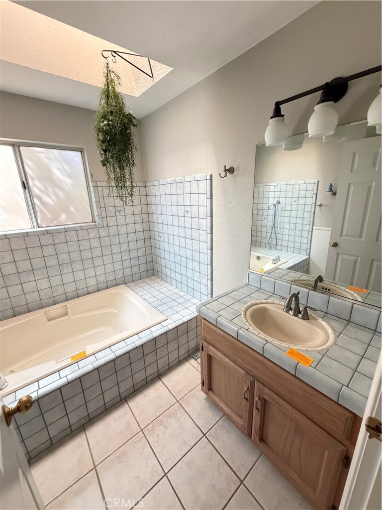 1147 Mirror Lake Property Photo 7
