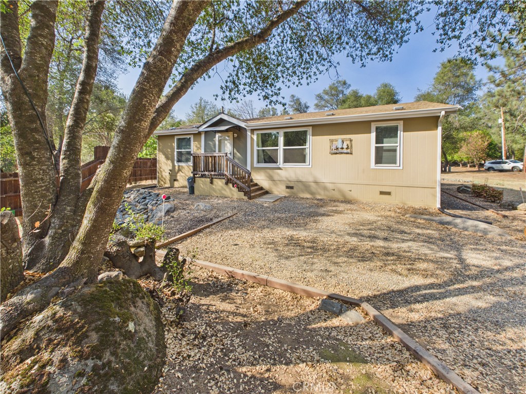 4583 & 4587 Ben Hur Property Photo 1