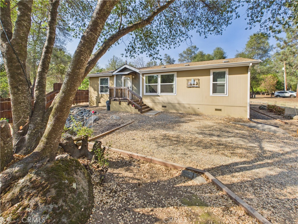 4583 & 4587 Ben Hur Property Photo 1