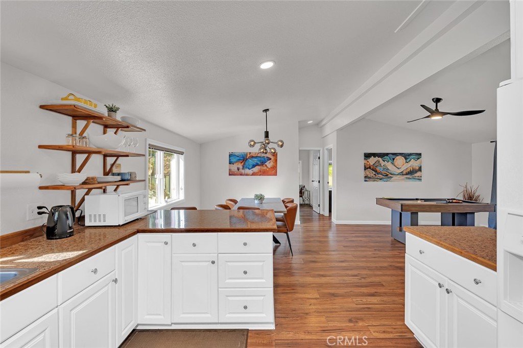 4583 & 4587 Ben Hur Property Photo 11