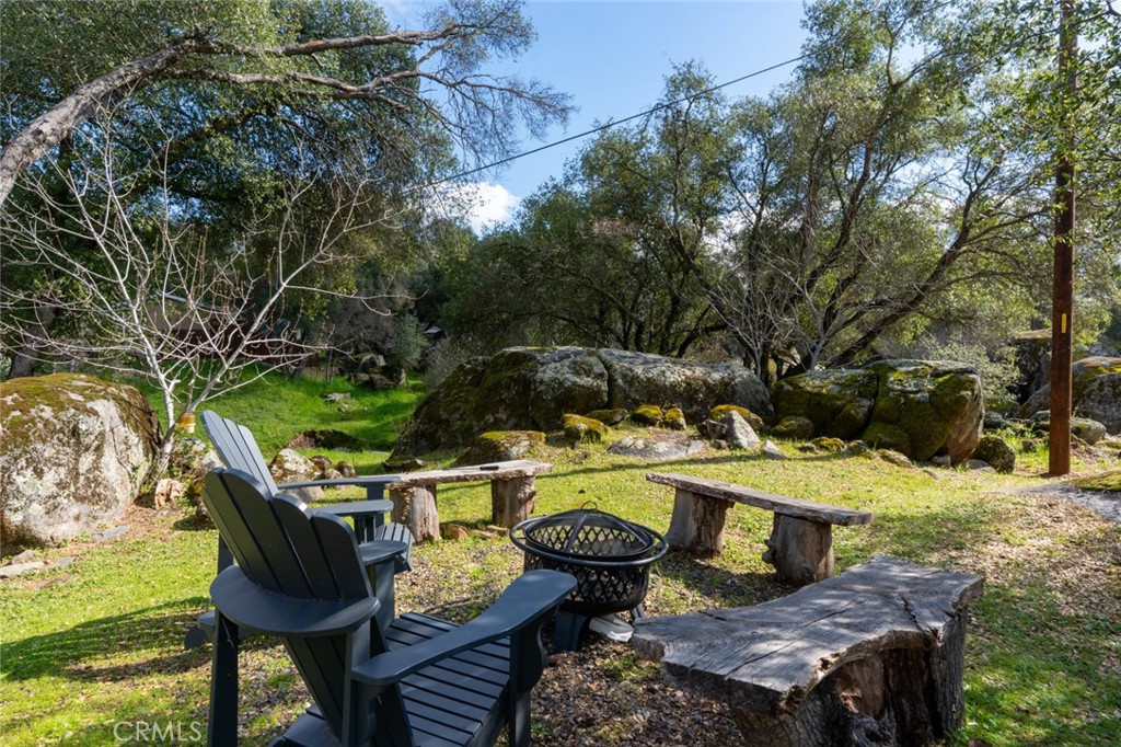 4583 & 4587 Ben Hur Property Photo 16