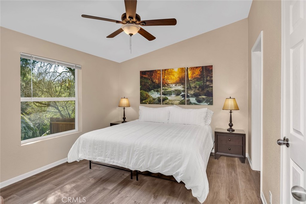 4583 & 4587 Ben Hur Property Photo 25