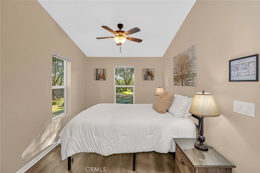 4583 & 4587 Ben Hur Property Photo 26