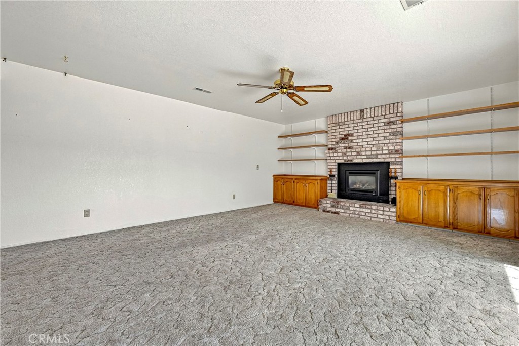 1174 Granite Court Property Photo 23