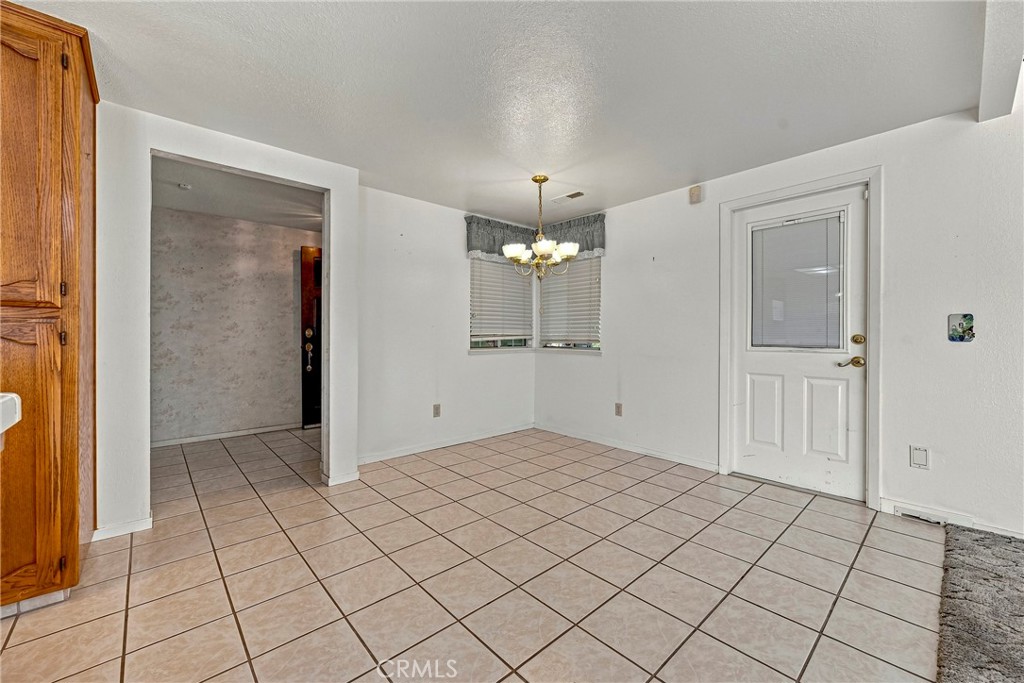 1174 Granite Court Property Photo 24