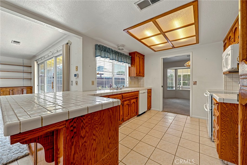 1174 Granite Court Property Photo 25