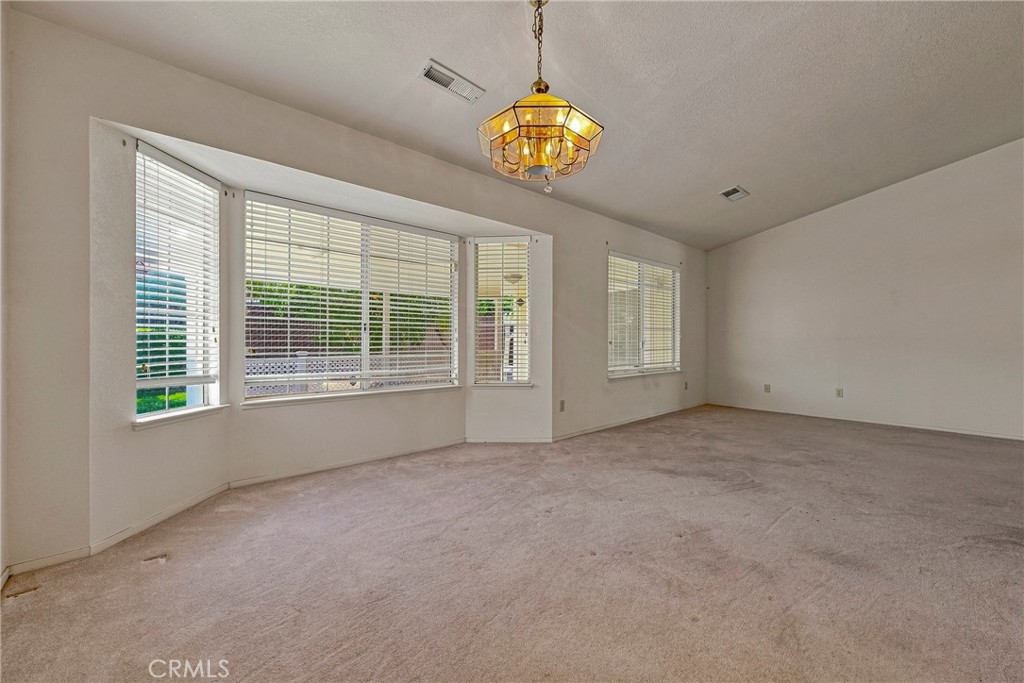 1174 Granite Court Property Photo 32