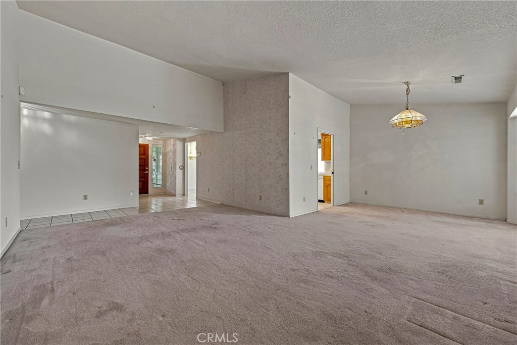 1174 Granite Court Property Photo 33