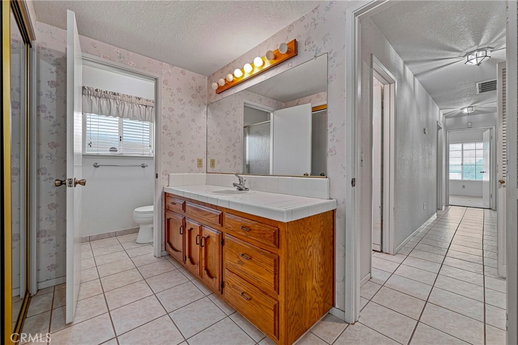 1174 Granite Court Property Photo 40