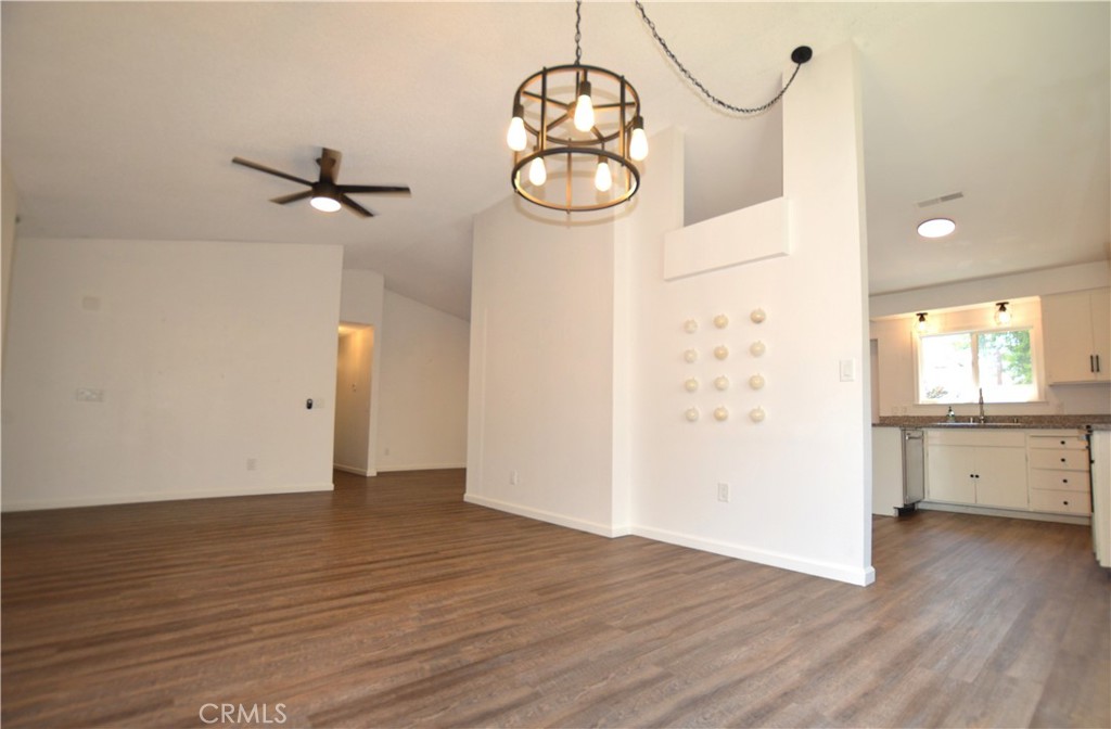 1430 Jackson Court Property Photo 7