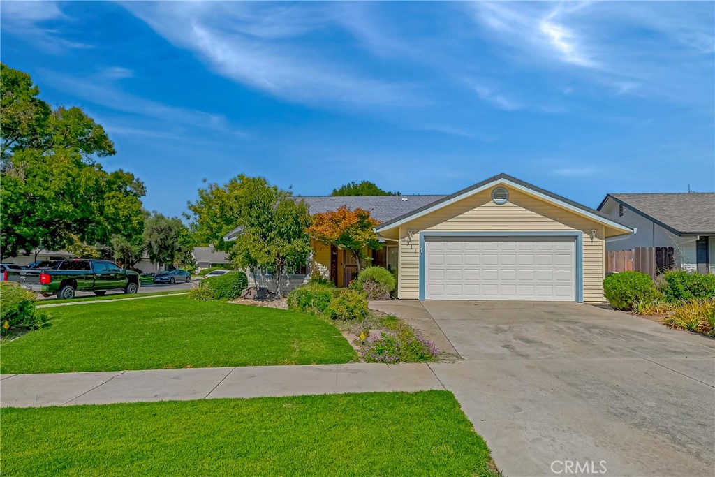 3311 Shamrock Property Photo 2