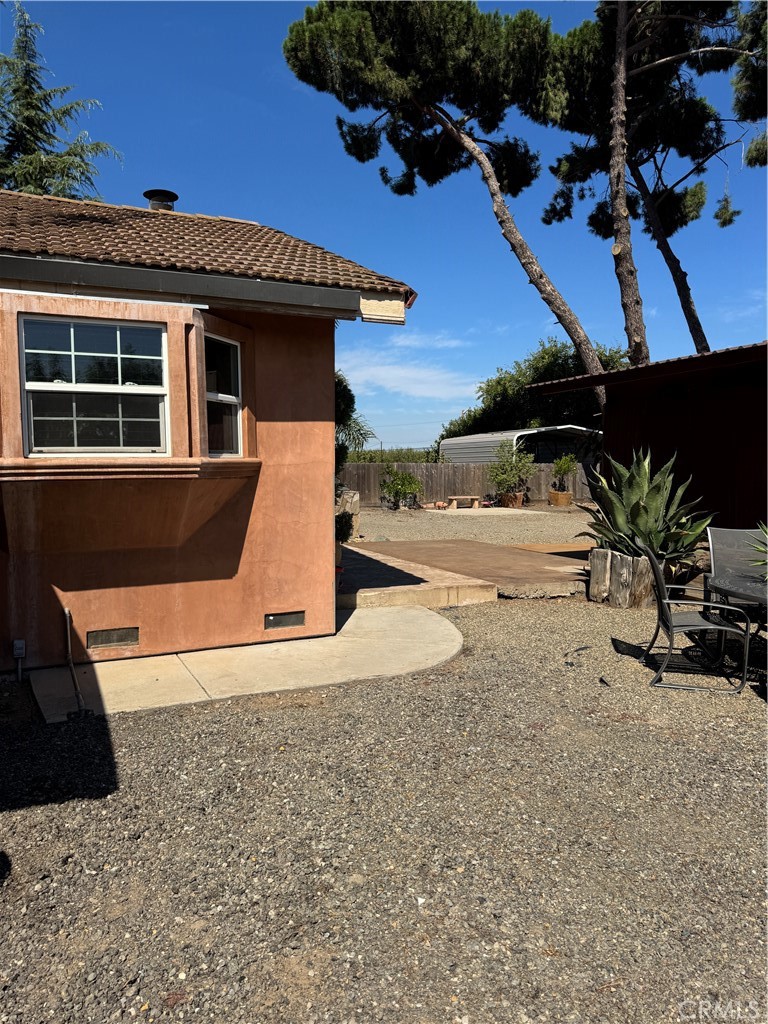 5200 N Gratton Property Photo 13