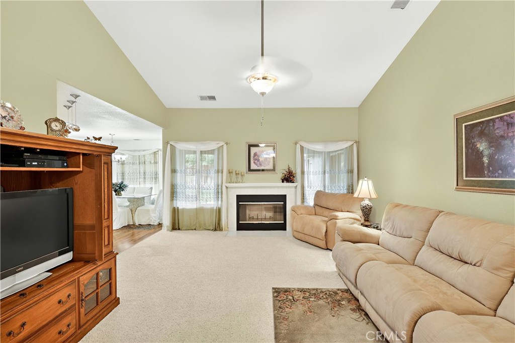3947 Finch Court Property Photo 6
