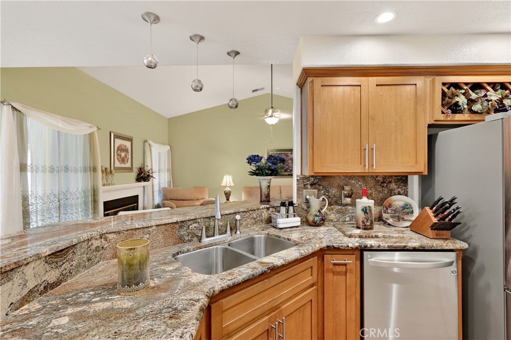 3947 Finch Court Property Photo 14