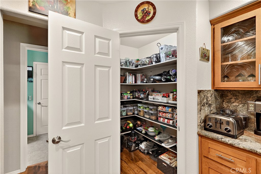 3947 Finch Court Property Photo 15