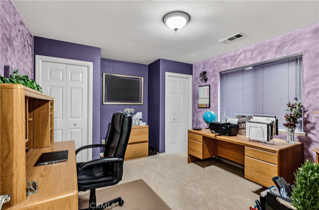 3947 Finch Court Property Photo 16