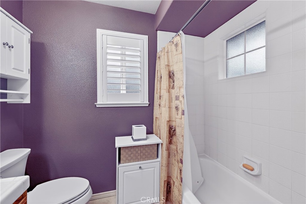 3947 Finch Court Property Photo 34