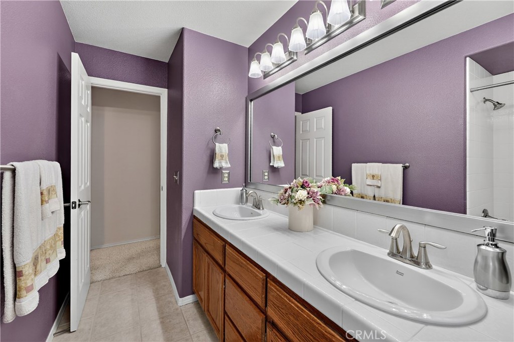 3947 Finch Court Property Photo 35