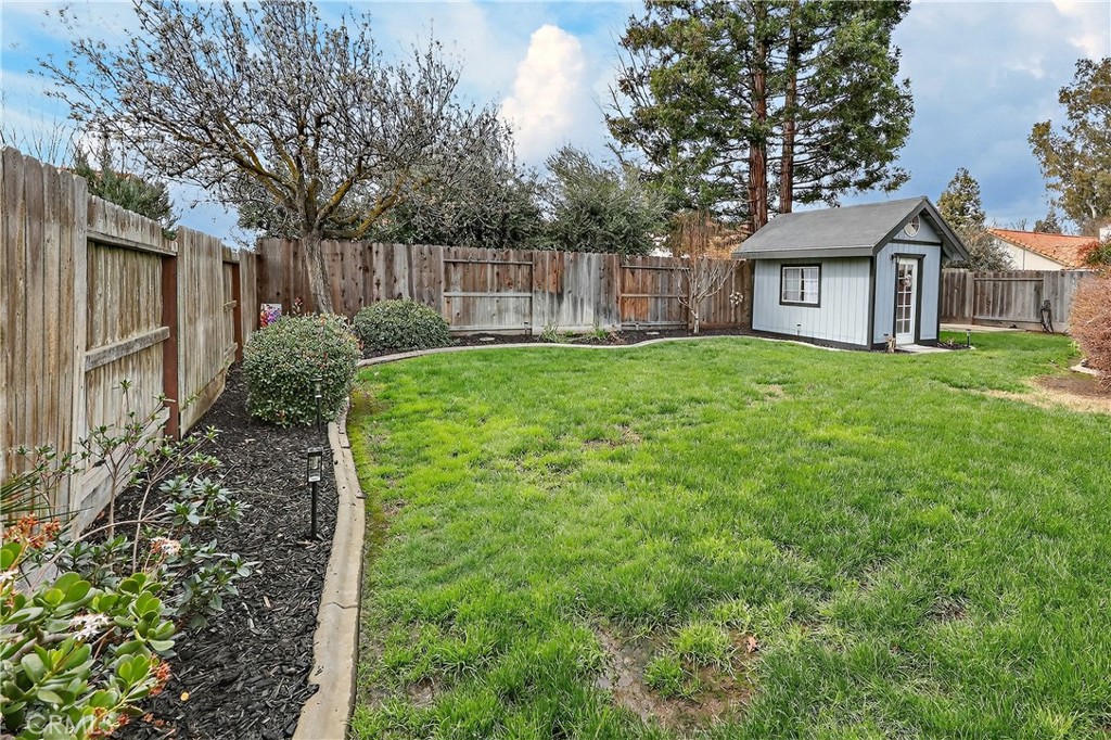 3947 Finch Court Property Photo 44