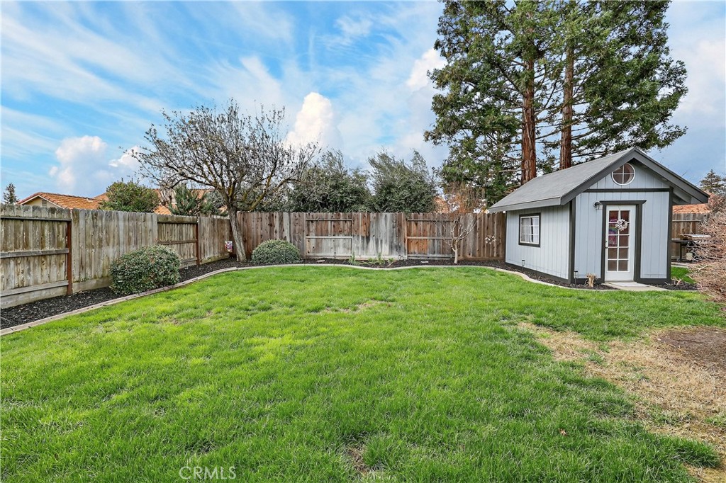3947 Finch Court Property Photo 45