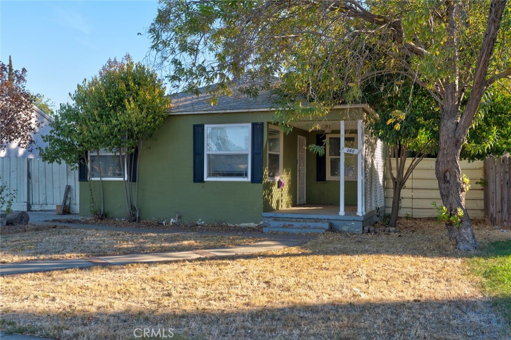 360 E 19th Street Property Photo 2