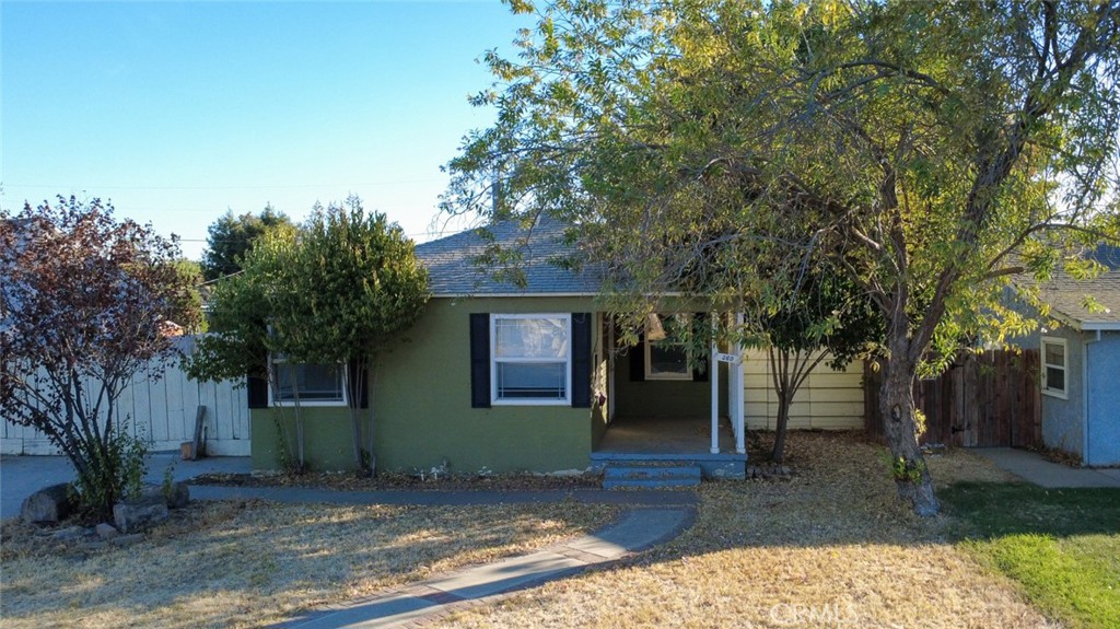 360 E 19th Street Property Photo 47