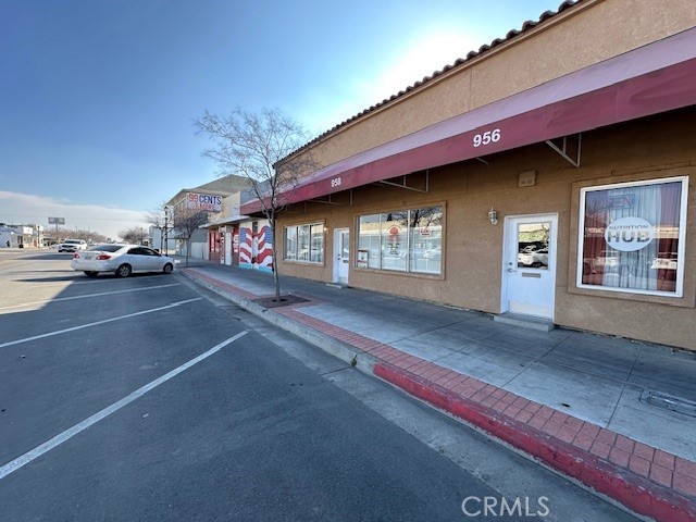 956 958, 960 O Street Property Photo 5