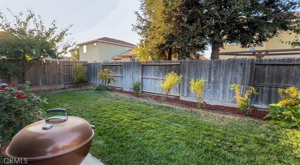 565 Tolman Way Property Photo 14